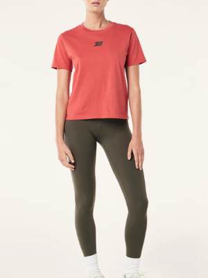 Shoreline Tee Brick Red