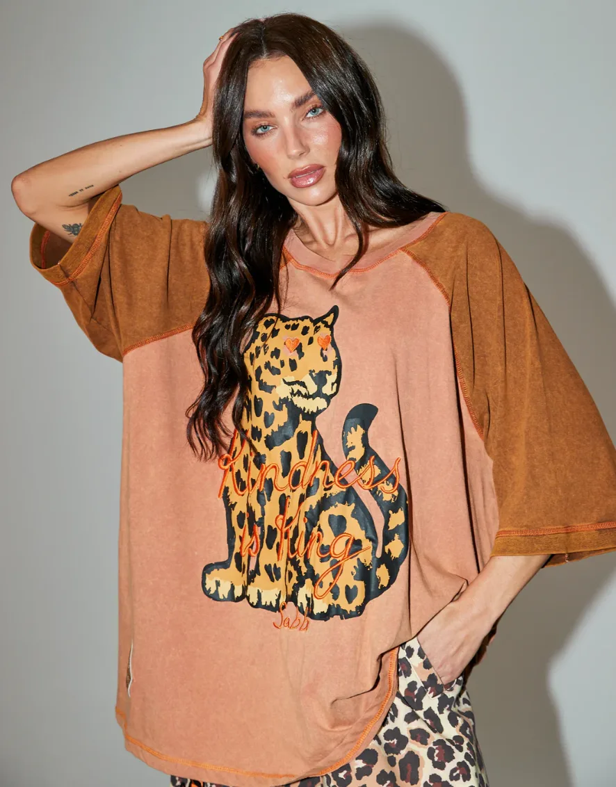 The Raglan Choose Kindness Tee Mocha