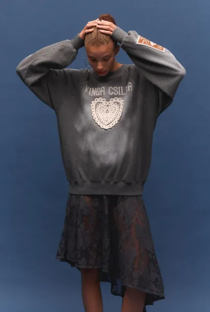 Day Hearts Med Jumper