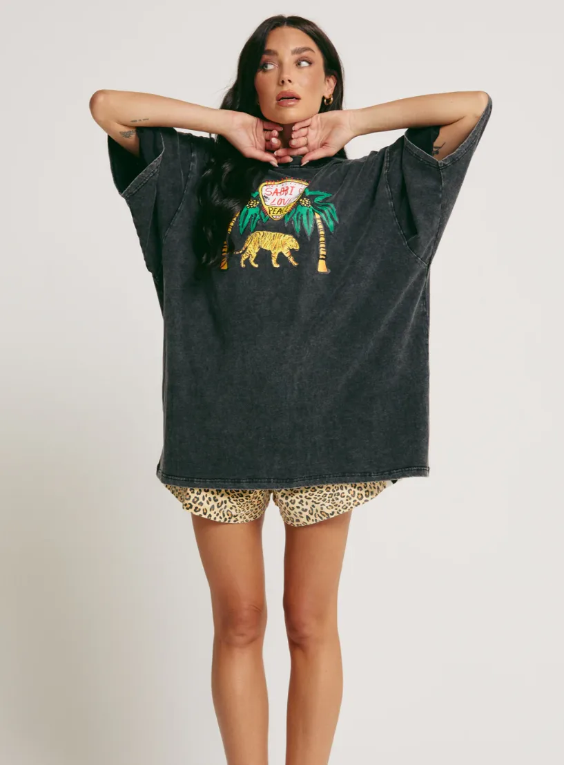 Elephant Safari Tee - Black